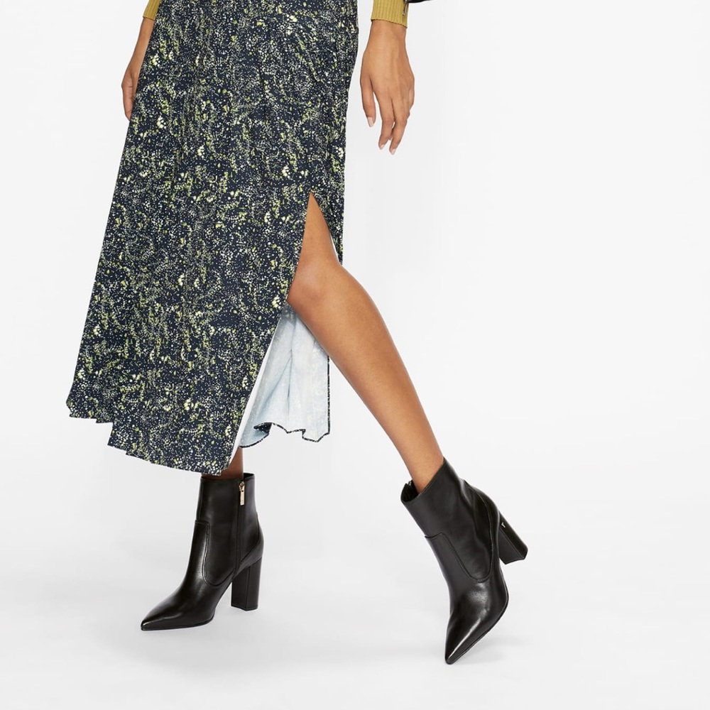 Ted Baker Black Leather Pointed Toe Block Heel Ankle Boots - Picture 5 of 14